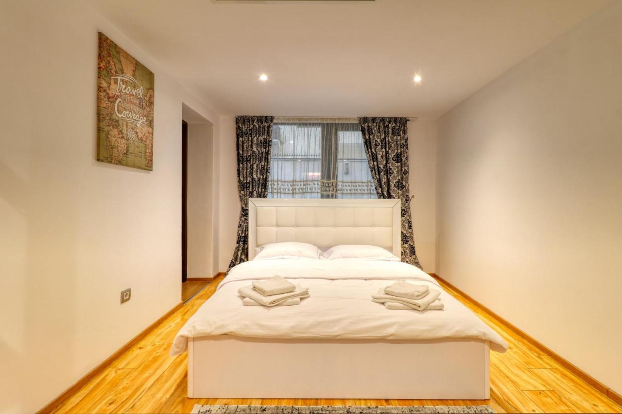 公寓 3 Bedroom In Herastrau Area *