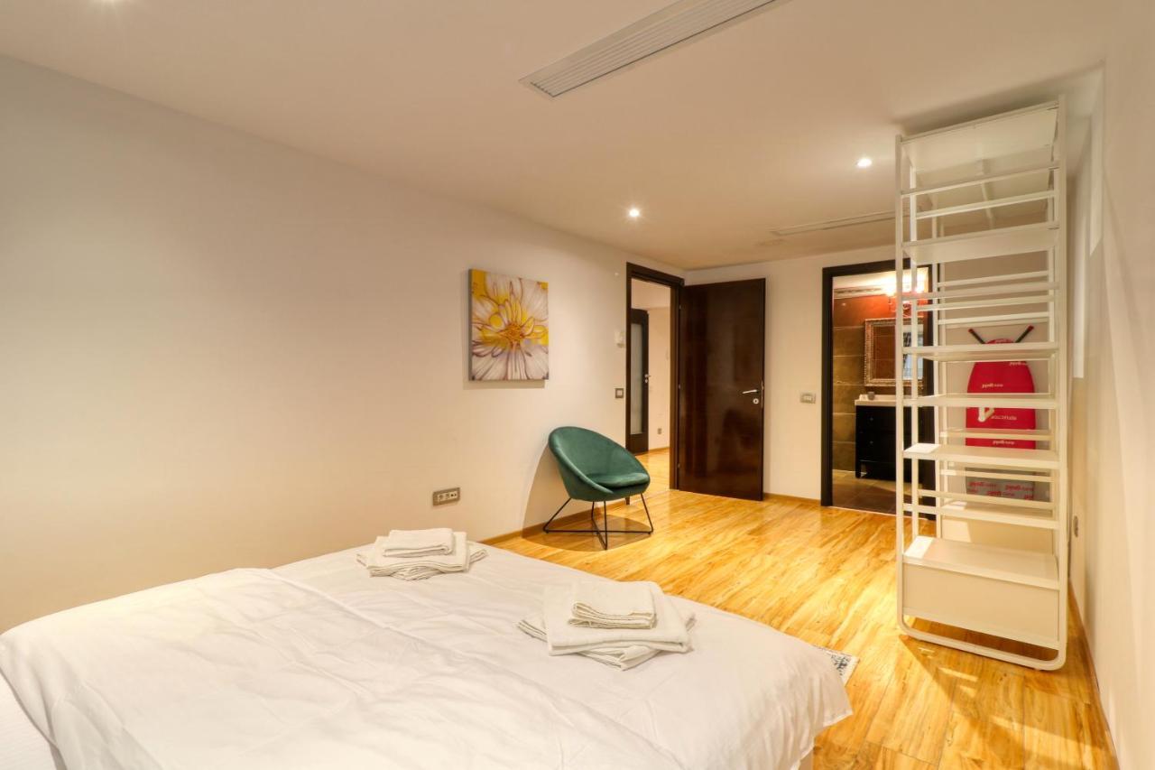 3 Bedroom In Herastrau Area 公寓